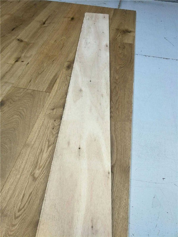 Ordinary E1 Natural Oak Engineered Wood Flooring Environmental Protection