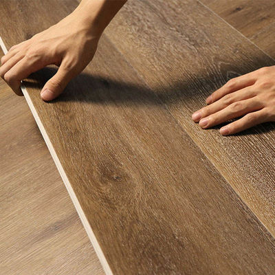 โครงการฝาผืนดิน 4mm 5mm PVC คลิกล็อค Spc Lvp โครงการฝาผืนดิน Vinyl Plank โครงการฝาผืนดิน Vinyl Luxury ด้วย IXPE