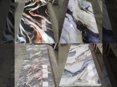 বিভিন্ন রঙের পণ্য প্রদর্শন